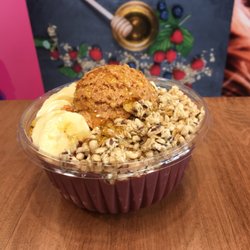 Rush Bowls - Beach Bowl with Banana and freshly ground Peanut Butter