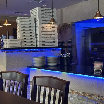 Esposito's Pizza Bar Restaurant - Pizza Near Me - Davie, Florida Esposito's Pizza Bar Restaurant - Pizza Near Me - Davie, Florida