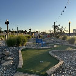 Oliver's Bayfront Mini Golf - 1st hole