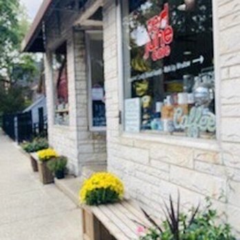 Red June Cafe - Outside - Coffee & Tea Near Me - Chicago, Illinois