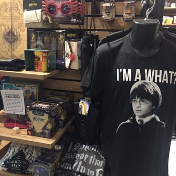 BoxLunch - Women's Clothing Near Me - Northridge, California