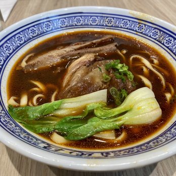 Duan’s Kitchen - D2: beef flank with tendon with flat noodles. - Noodles Near Me - Cupertino, California Duan’s Kitchen - D2: beef flank with tendon with flat noodles. - Noodles Near Me - Cupertino, California