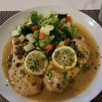 MA'S Italian Kitchen - Chicken Piccata w/ veggies instead of pasta. I love love love this dish!!!! My favorite! - Italian Near Me - Burbank, California