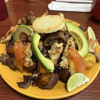 Cafe y Sabor - Picada - Personal - Colombian Near Me - Richmond, Virginia