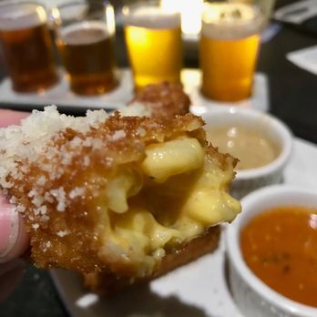 Yard House - Fried Mac & Cheese - Bars Near Me - Hallandale Beach, Florida