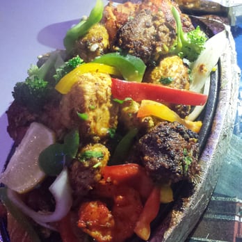 Himalayan Cafe - Mixed Plate - Himalayan/Nepalese Near Me - Pasadena, California