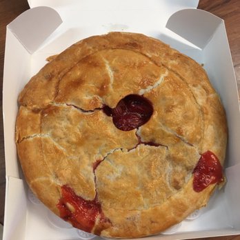 Gizdich Ranch - Strawberry Rhubarb Pie 13.25$ - Bakeries Near Me - Watsonville, California Gizdich Ranch - Strawberry Rhubarb Pie 13.25$ - Bakeries Near Me - Watsonville, California