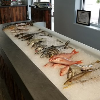 Blue Ocean Market - fish on ice on a counter - Seafood Markets Near Me - Morehead City, North Carolina Blue Ocean Market - fish on ice on a counter - Seafood Markets Near Me - Morehead City, North Carolina