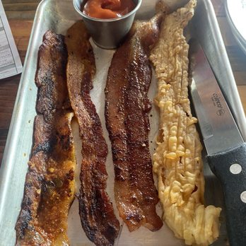Scholars & Scoundrels Elyson - Bacon appetizer - Bars Near Me - Katy, Texas