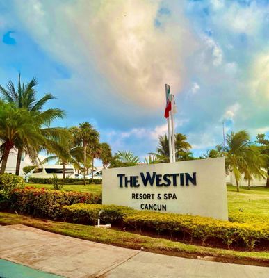 The Westin Lagunamar Ocean Resort Villas & Spa by null