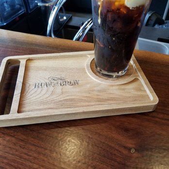 Java House - Iced Ethiopian Blend Coffee with sugar-free vanilla and a splash of heavy cream - Coffee & Tea Near Me - Carmel, Indiana