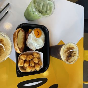 Gudetama Cafe - Crème brûlée cold brew, matcha, and lazy sandwich - Cafes Near Me - Buena Park, California
