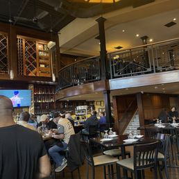 Cool ambiance and good food Cool ambiance and good food