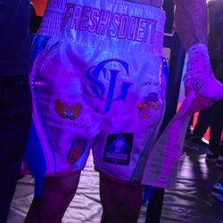 Heal'n Hand'z - Sponsorships Professional Boxer!