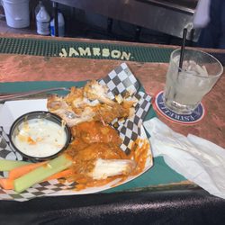 Clancy's - Buffalo wings are delicious and the drinks hit the spot. The drinks are made just how you like them. Karaoke on Tuesday and Friday nights