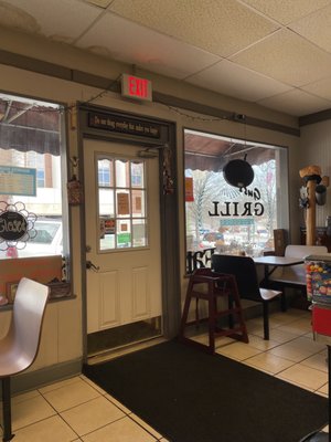 Gus's Grill by null