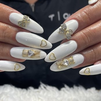 Nails L'amour - Beautiful nails designed by Linda - Nail Salons Near Me - Milpitas, California