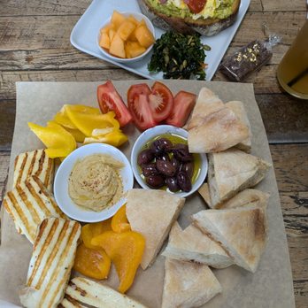 Mika's - Cafes Near Me - San Marcos, California