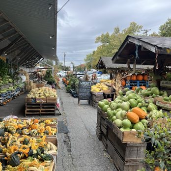 Wright's Farm - Fruits & Veggies Near Me - Gardiner, New York