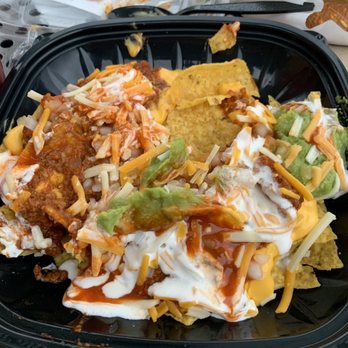 Sheetz - Nachos (cheese, chili, onions, sour cream, guacamole, habanero sauce, shredded cheese) - Gas Stations Near Me - Woodstock, Virginia