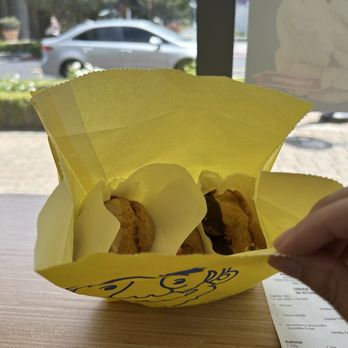 Beard Papa's - Food- smores, churros, strawberry shortcake - Desserts Near Me - Rancho Cucamonga, California