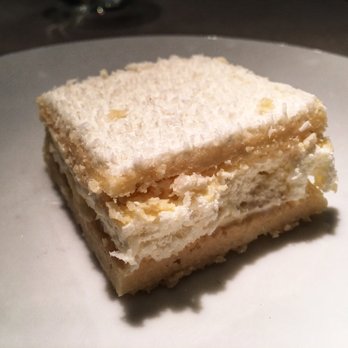 Oishii Thai - Tarta sable de coco - Thai Near Me - Bilbao, BI