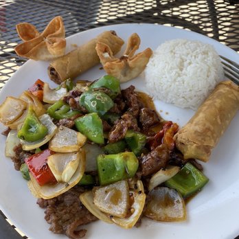 JP's Asian Bistro - Beef and broccoli with lunch special accompaniments - Asian Fusion Near Me - Littleton, Colorado JP's Asian Bistro - Beef and broccoli with lunch special accompaniments - Asian Fusion Near Me - Littleton, Colorado