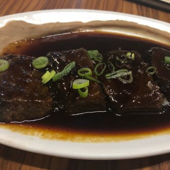 El Viti - Beef Cheeks - Tapas Bars Near Me - Barcelona, B
