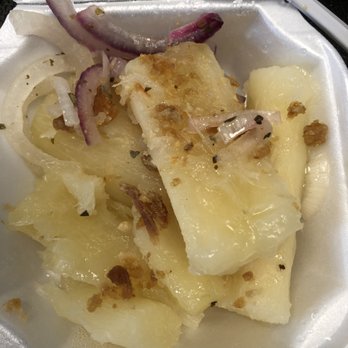 El Rinconcito De Santa Barbara - Boiled cassava with creole mojo side dish - Latin American Near Me - Hialeah, Florida