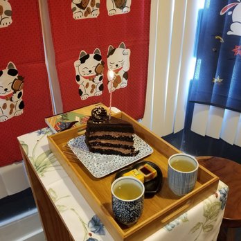 Hideko Spa - Birthday cake and green tea to celebrate my 30th! - Massage Therapy Near Me - Los Angeles, California