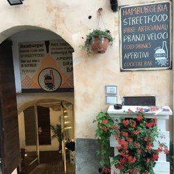 Civico 57 - Front entry