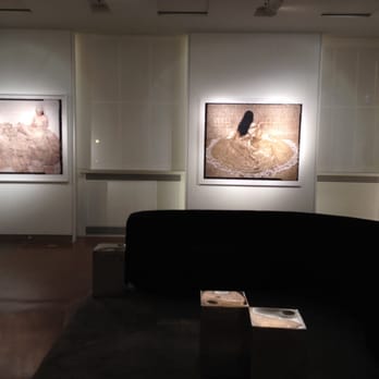 21c Museum Hotel Durham - There are even some comfy sofas for patrons to sit and enjoy the art. - Hotels Near Me - Durham, North Carolina 21c Museum Hotel Durham - There are even some comfy sofas for patrons to sit and enjoy the art. - Hotels Near Me - Durham, North Carolina