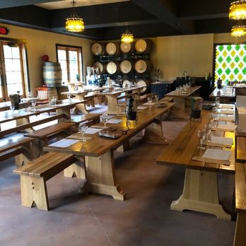 Magnus Ridge Winery - large tasting room - Wineries Near Me - Rock Stream, New York Magnus Ridge Winery - large tasting room - Wineries Near Me - Rock Stream, New York