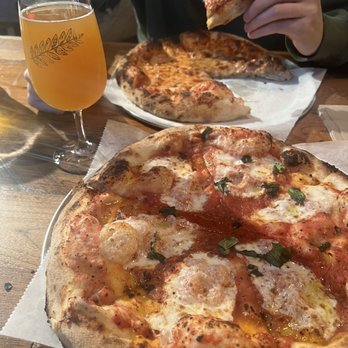 Diamondback Brewing Company - Margherita Pizza & Peach Cobbler Sour - Breweries Near Me - Baltimore, Maryland Diamondback Brewing Company - Margherita Pizza & Peach Cobbler Sour - Breweries Near Me - Baltimore, Maryland