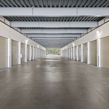 US Storage Centers - Interior Drive up Units - Self Storage Near Me - Windermere, Florida US Storage Centers - Interior Drive up Units - Self Storage Near Me - Windermere, Florida
