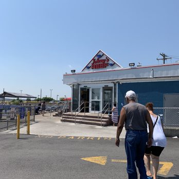 Johnny's Reef Restaurant - Seafood Near Me - Bronx, New York Johnny's Reef Restaurant - Seafood Near Me - Bronx, New York