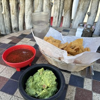 La Cueva Cafe - Mexican Near Me - Taos, New Mexico