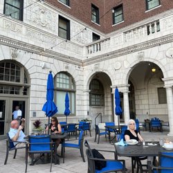 Chase Club - Patio