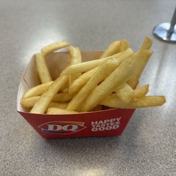 Dairy Queen Grill & Chill - Once again, very small order, but hot and crispy - Fast Food Near Me - Scappoose, Oregon