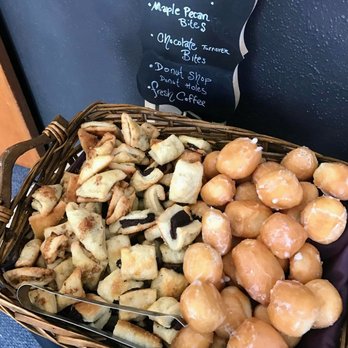 Sweet Nothin' Bakery - basket of doughnuts - Bakeries Near Me Sweet Nothin' Bakery - basket of doughnuts - Bakeries Near Me