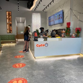 Coco Fresh Tea & Juice - a woman standing at the counter - Bubble Tea Near Me - Milton, Ontario Coco Fresh Tea & Juice - a woman standing at the counter - Bubble Tea Near Me - Milton, Ontario