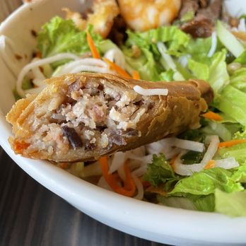 Viet Taste - #25 with shrimps, grilled pork and eggroll with noodles and fresh veggies. - Vietnamese Near Me - Palatine, Illinois Viet Taste - #25 with shrimps, grilled pork and eggroll with noodles and fresh veggies. - Vietnamese Near Me - Palatine, Illinois