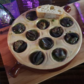 Le Patio - French Near Me - Wilton Manors, Florida