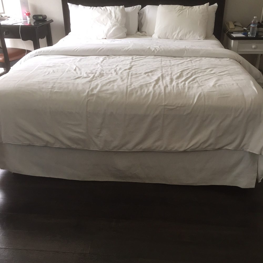Hotel Metropole - Clean, wood floor, night service - Hotels Near Me - Avalon, California Hotel Metropole - Clean, wood floor, night service - Hotels Near Me - Avalon, California