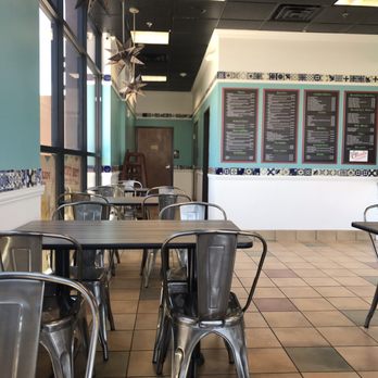 Oscar’s Taco Shop - Small location, but clean and nice - Tacos Near Me - Surprise, Arizona