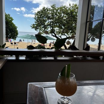 Kaimana Beach Hotel - 1944 Mai Tai at cocktail lounge. - Hotels Near Me - Honolulu, Hawaii Kaimana Beach Hotel - 1944 Mai Tai at cocktail lounge. - Hotels Near Me - Honolulu, Hawaii
