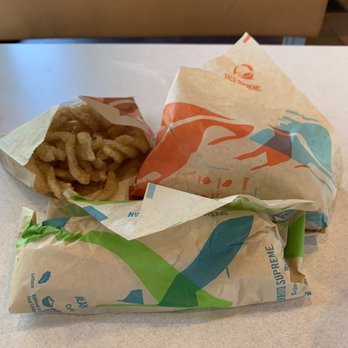 Taco Bell - Lunch on Taco Tuesday - Fast Food Near Me - Peachtree Corners, Georgia