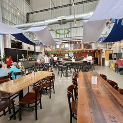 Devils Backbone Brewing Company - Dining room