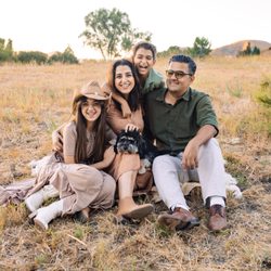 Victoria Sirotin Photography - Family outdoor sunset session in Ventura County