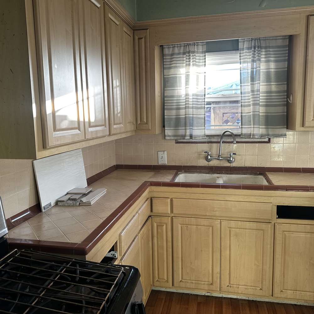 Anderson's Floors, Kitchen & Baths - Before - Flooring Near Me - Laguna Niguel, California Anderson's Floors, Kitchen & Baths - Before - Flooring Near Me - Laguna Niguel, California